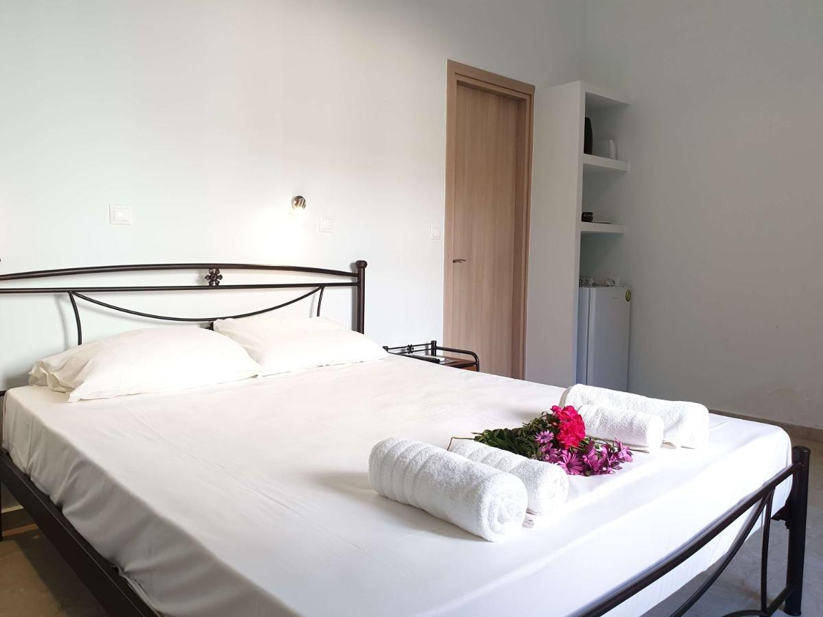 Tasos Rooms Stoúpa Eksteriør billede