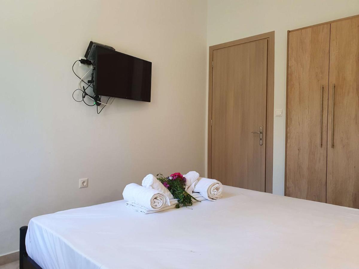 Tasos Rooms Stoúpa Eksteriør billede